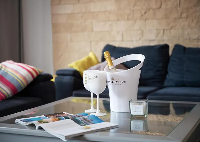 Duzy Pasja Na Parterze Z Tarasem アパート Jastrzębia Góra